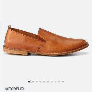 NIB ASTORFLEX
Patnoflex Travel Loafer in Briciato US size 10 EU 43